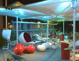 Top Places in Delhi to explore at night