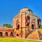 Mehrauli Archaeological Park detailed travel guide in 2026.